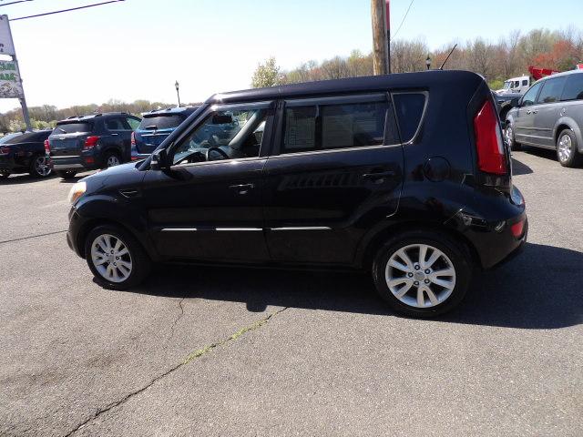 Kia Soul 5dr Wgn Auto + 2012