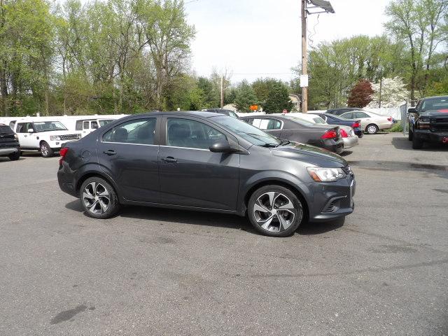 Chevrolet Sonic 4dr Sdn Auto Premier 2017