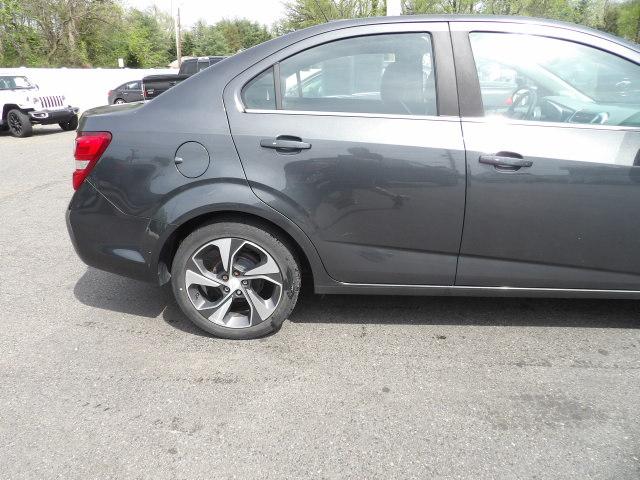 Chevrolet Sonic 4dr Sdn Auto Premier 2017