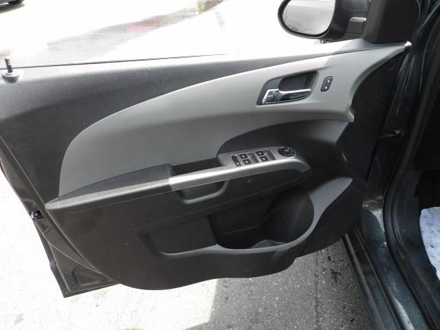 Chevrolet Sonic 4dr Sdn Auto Premier 2017