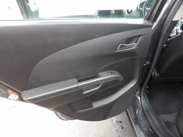 Chevrolet Sonic 4dr Sdn Auto Premier 2017