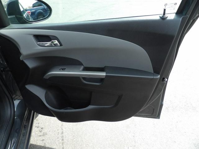 Chevrolet Sonic 4dr Sdn Auto Premier 2017