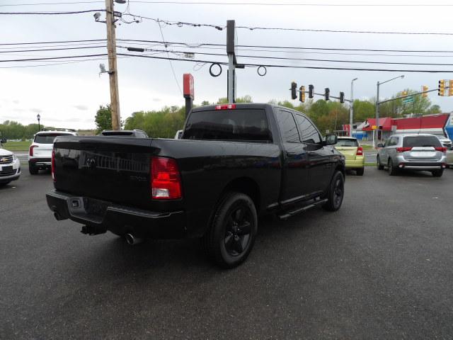 RAM 1500 Express 4x4 Quad Cab 6'4" Box 2017