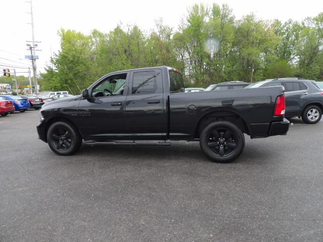 RAM 1500 Express 4x4 Quad Cab 6'4" Box 2017