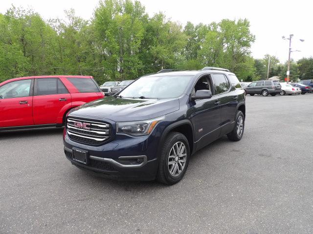 GMC Acadia AWD 4dr SLE w/SLE-2 2017