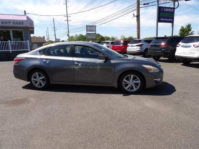 Nissan Altima 4dr Sdn I4 2.5 SV 2015