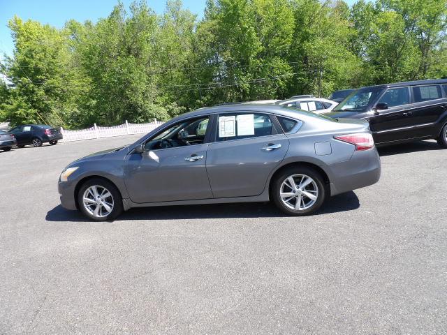 Nissan Altima 4dr Sdn I4 2.5 SV 2015