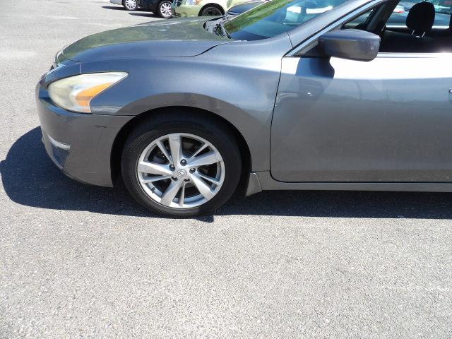 Nissan Altima 4dr Sdn I4 2.5 SV 2015