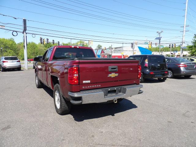 Chevrolet Silverado 1500 4WD Double Cab 143.5" LT w/1LT 2015