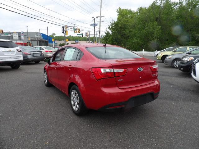 Kia Rio 4dr Sdn Auto EX 2013