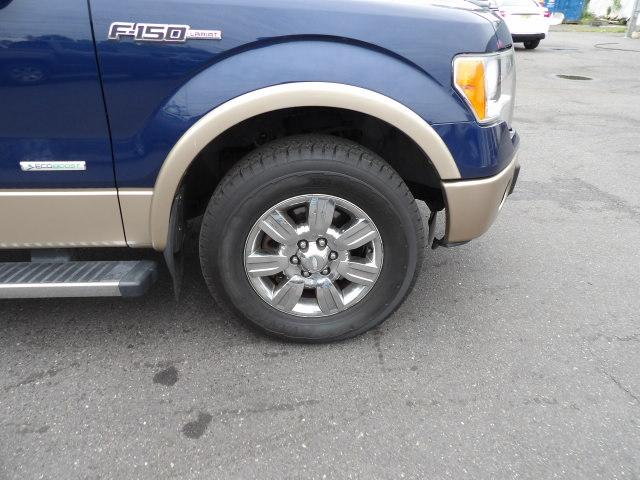 Ford F-150 4WD SuperCab 145" Lariat 2012