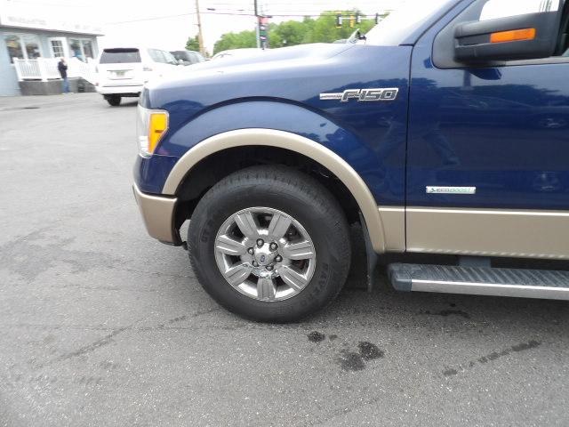 Ford F-150 4WD SuperCab 145" Lariat 2012