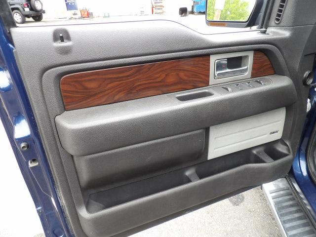Ford F-150 4WD SuperCab 145" Lariat 2012