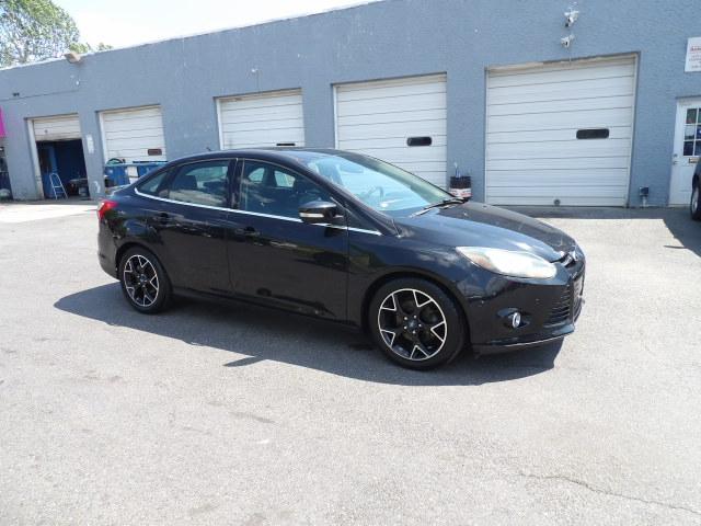 Ford Focus 4dr Sdn Titanium 2012