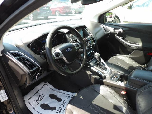Ford Focus 4dr Sdn Titanium 2012