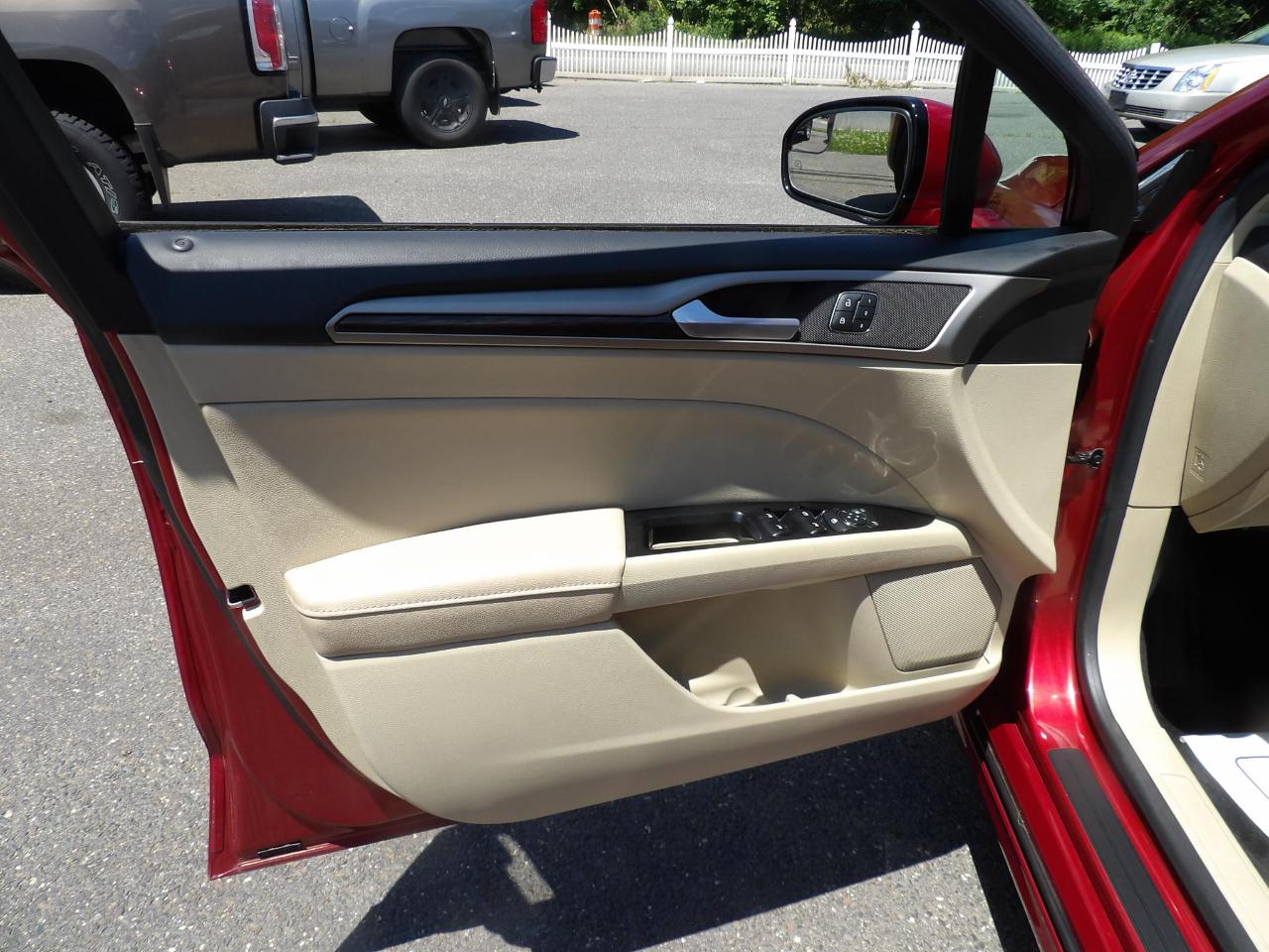 Ford Fusion 4dr Sdn SE FWD 2013