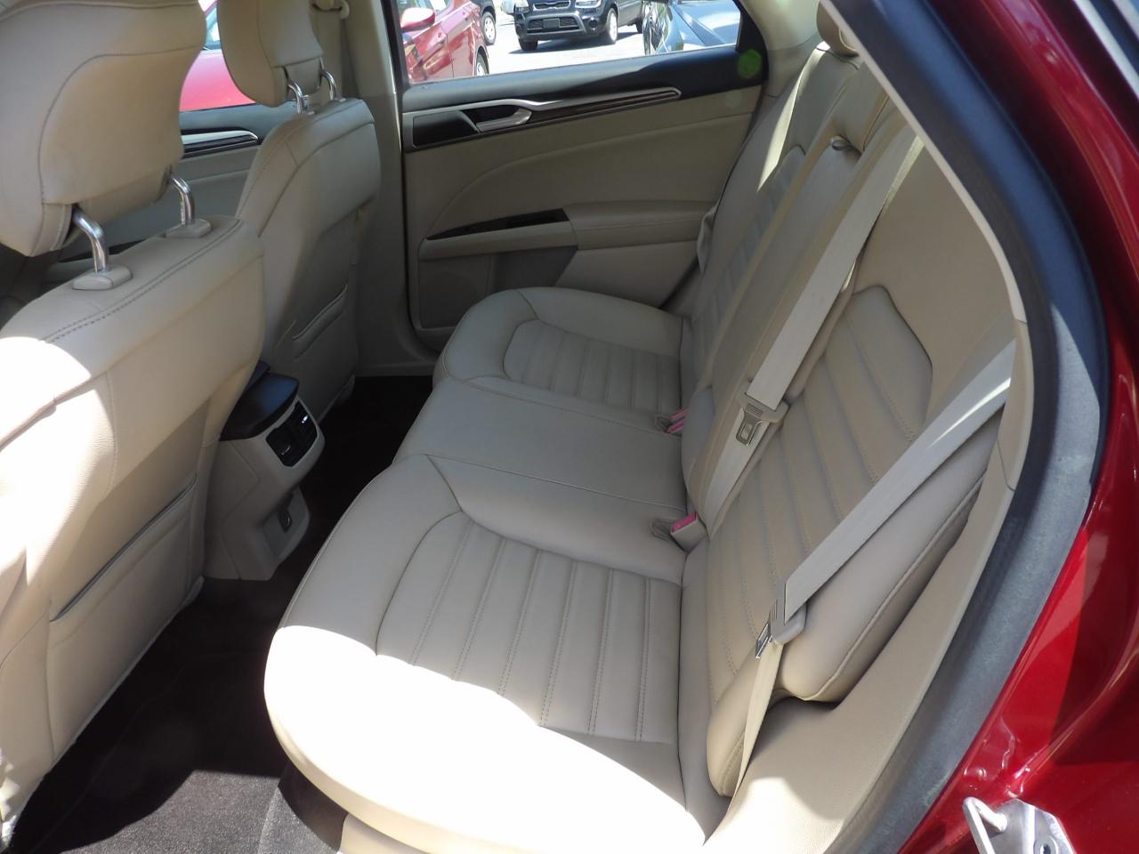 Ford Fusion 4dr Sdn SE FWD 2013