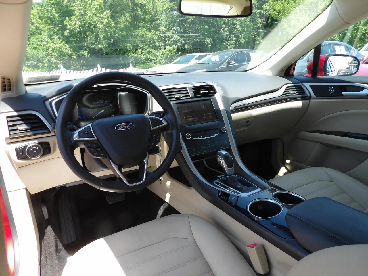 Ford Fusion 4dr Sdn SE FWD 2013