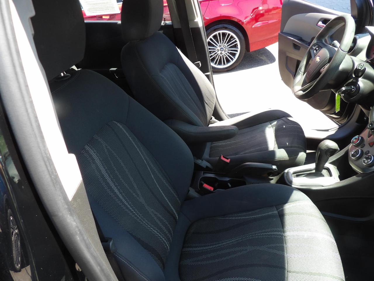 Chevrolet Sonic 5dr HB Auto LT 2016
