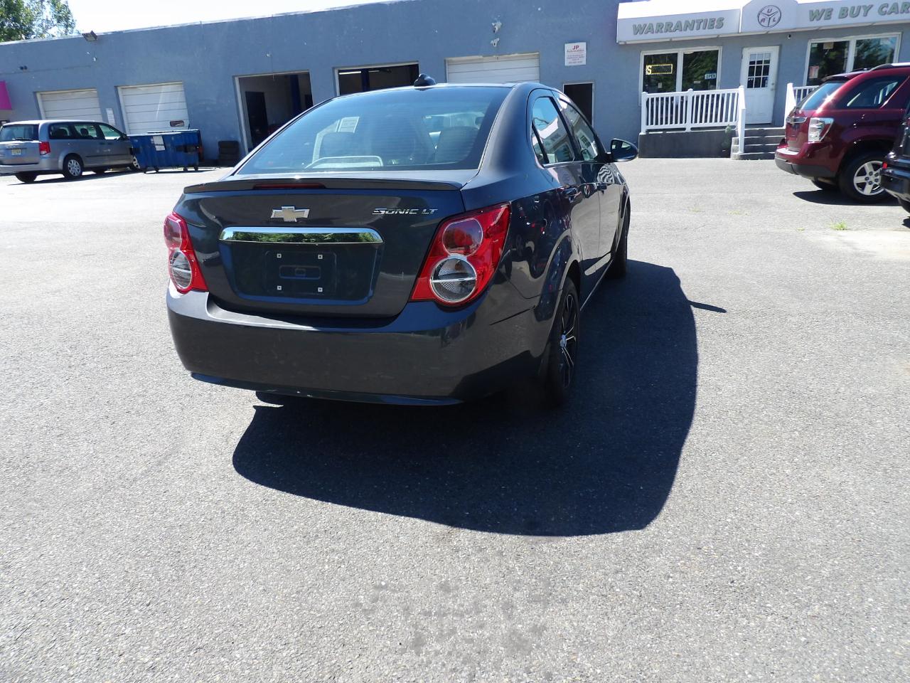 Chevrolet Sonic 4dr Sdn Auto LT 2013