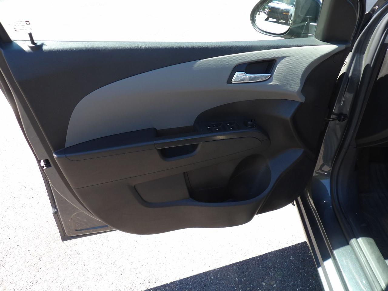 Chevrolet Sonic 4dr Sdn Auto LT 2013
