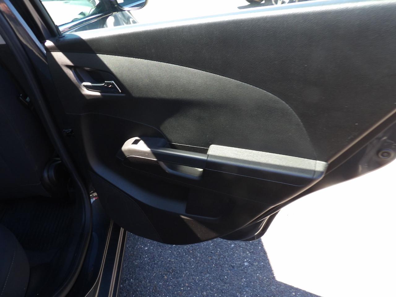 Chevrolet Sonic 4dr Sdn Auto LT 2013