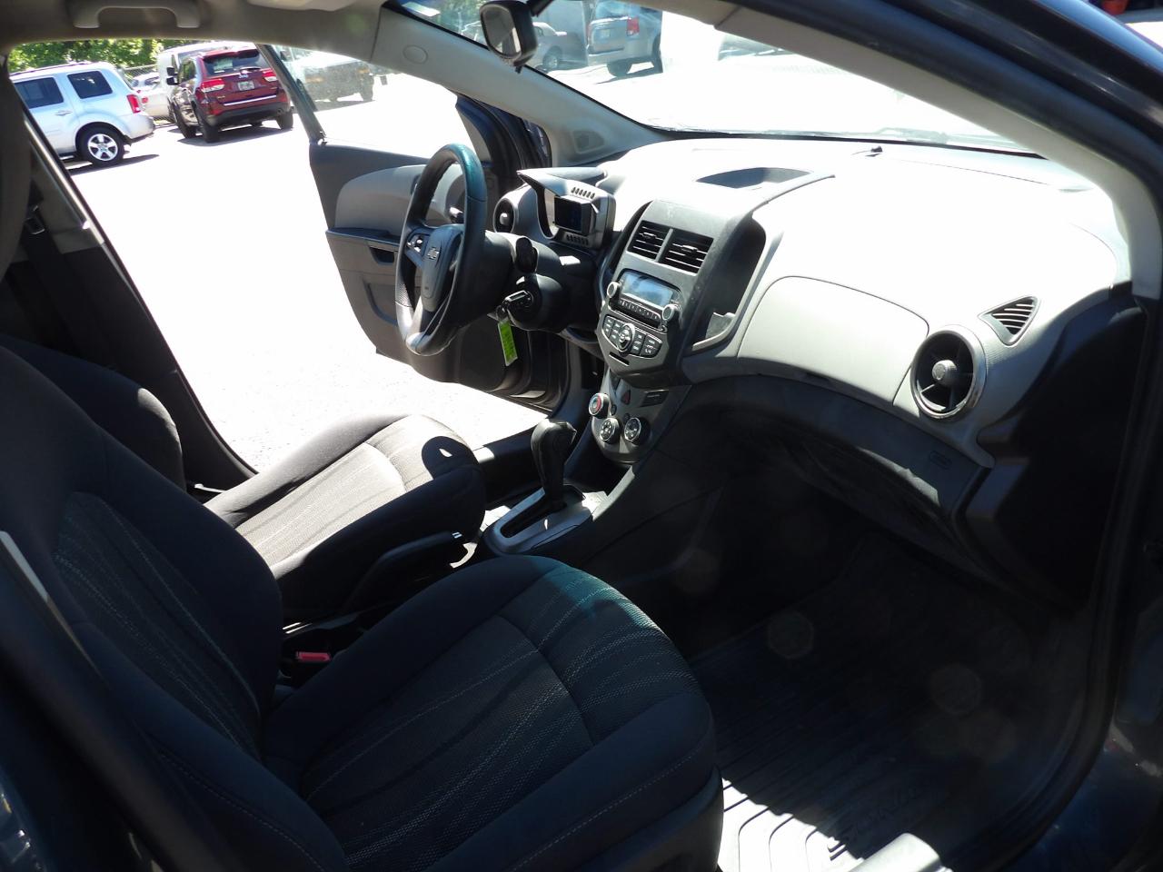 Chevrolet Sonic 4dr Sdn Auto LT 2013
