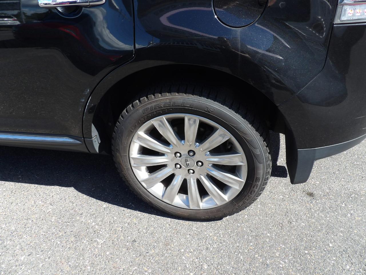 Lincoln MKX AWD 4dr 2013