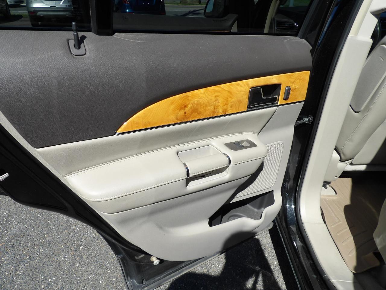 Lincoln MKX AWD 4dr 2013