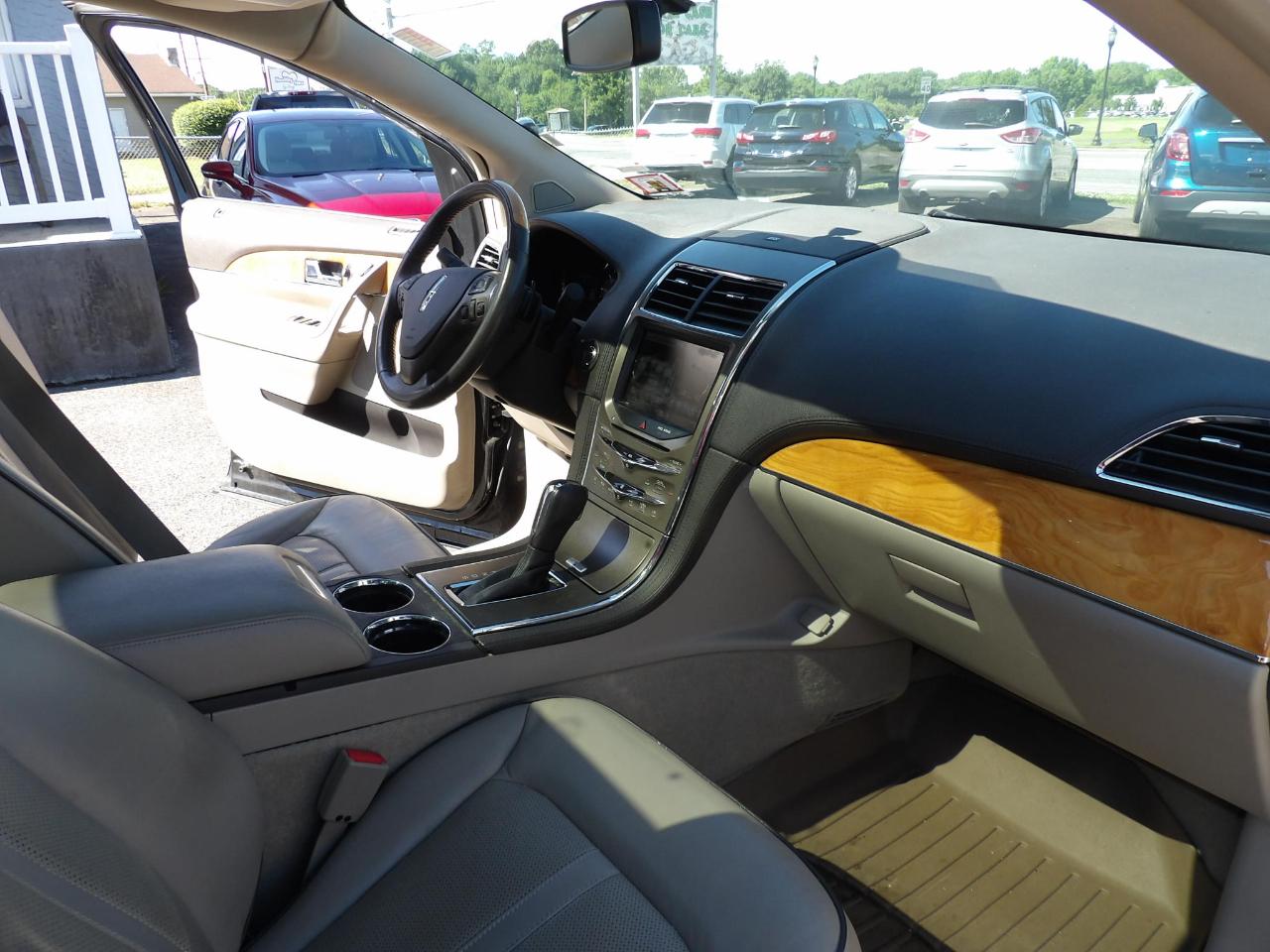Lincoln MKX AWD 4dr 2013