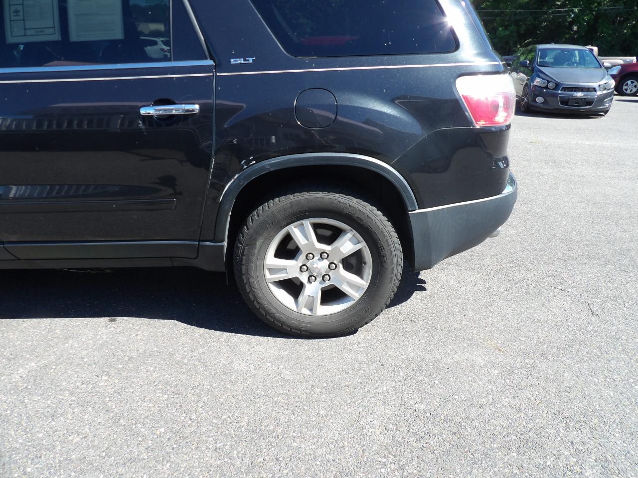 GMC Acadia FWD 4dr SLT1 2008