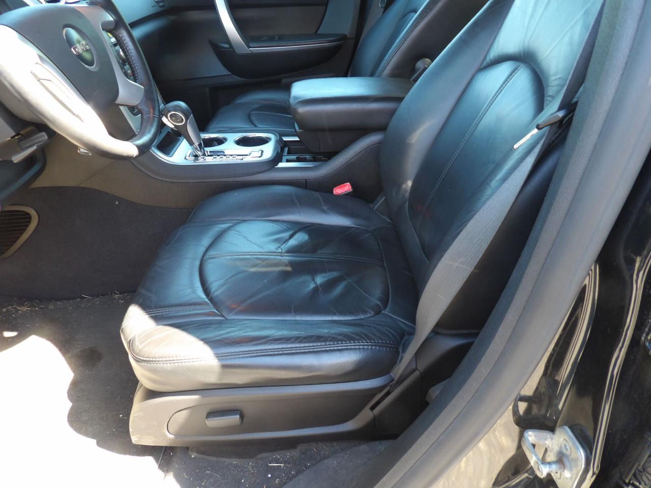 GMC Acadia FWD 4dr SLT1 2008