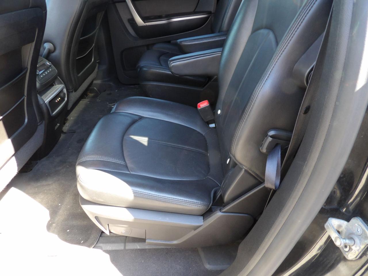 GMC Acadia FWD 4dr SLT1 2008