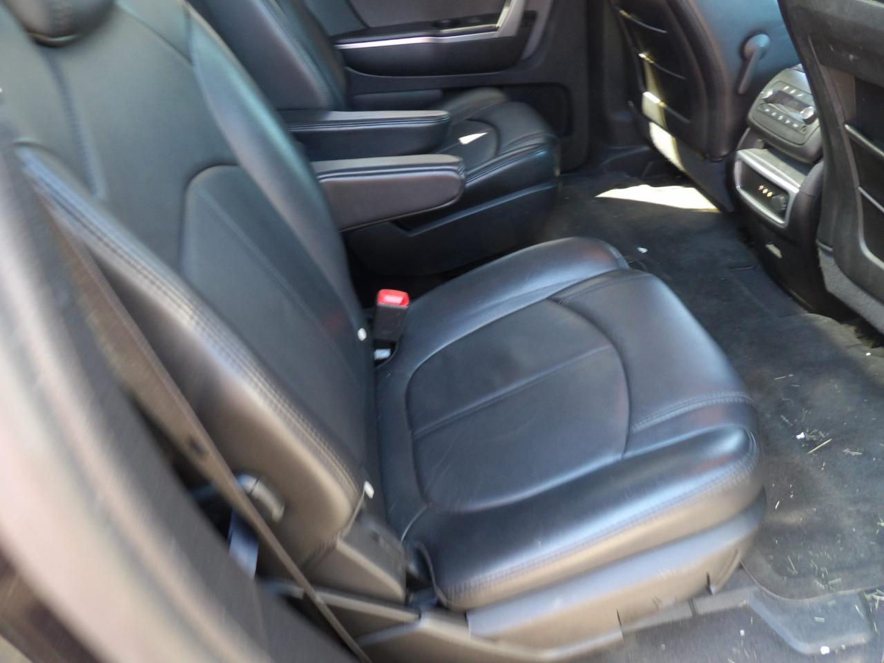 GMC Acadia FWD 4dr SLT1 2008