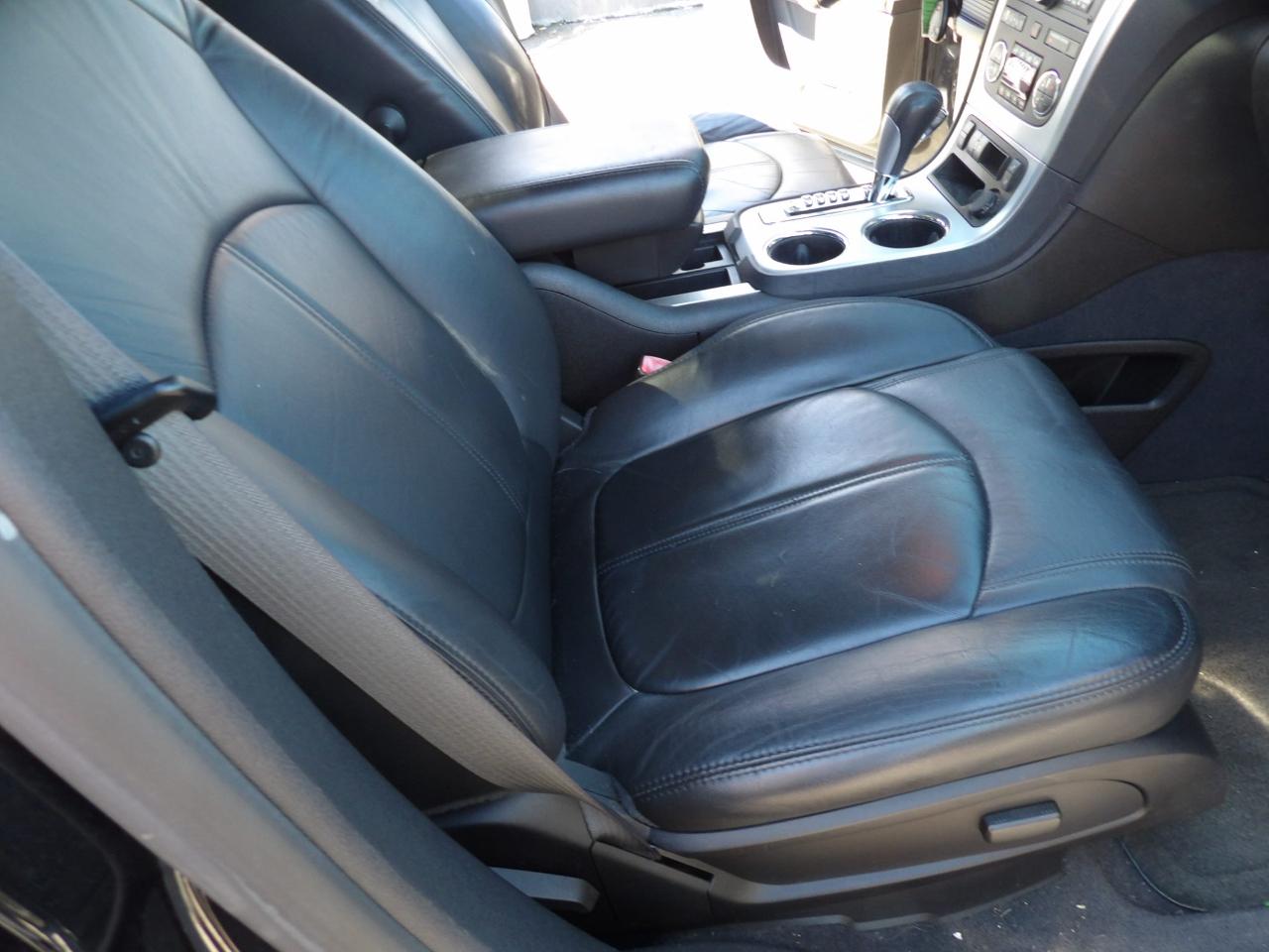GMC Acadia FWD 4dr SLT1 2008