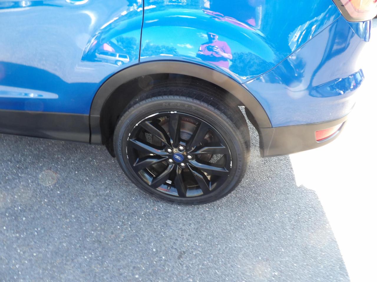 Ford Escape Titanium 4WD 2017
