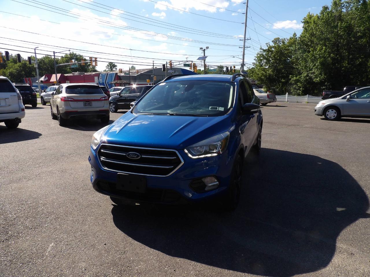 Ford Escape Titanium 4WD 2017