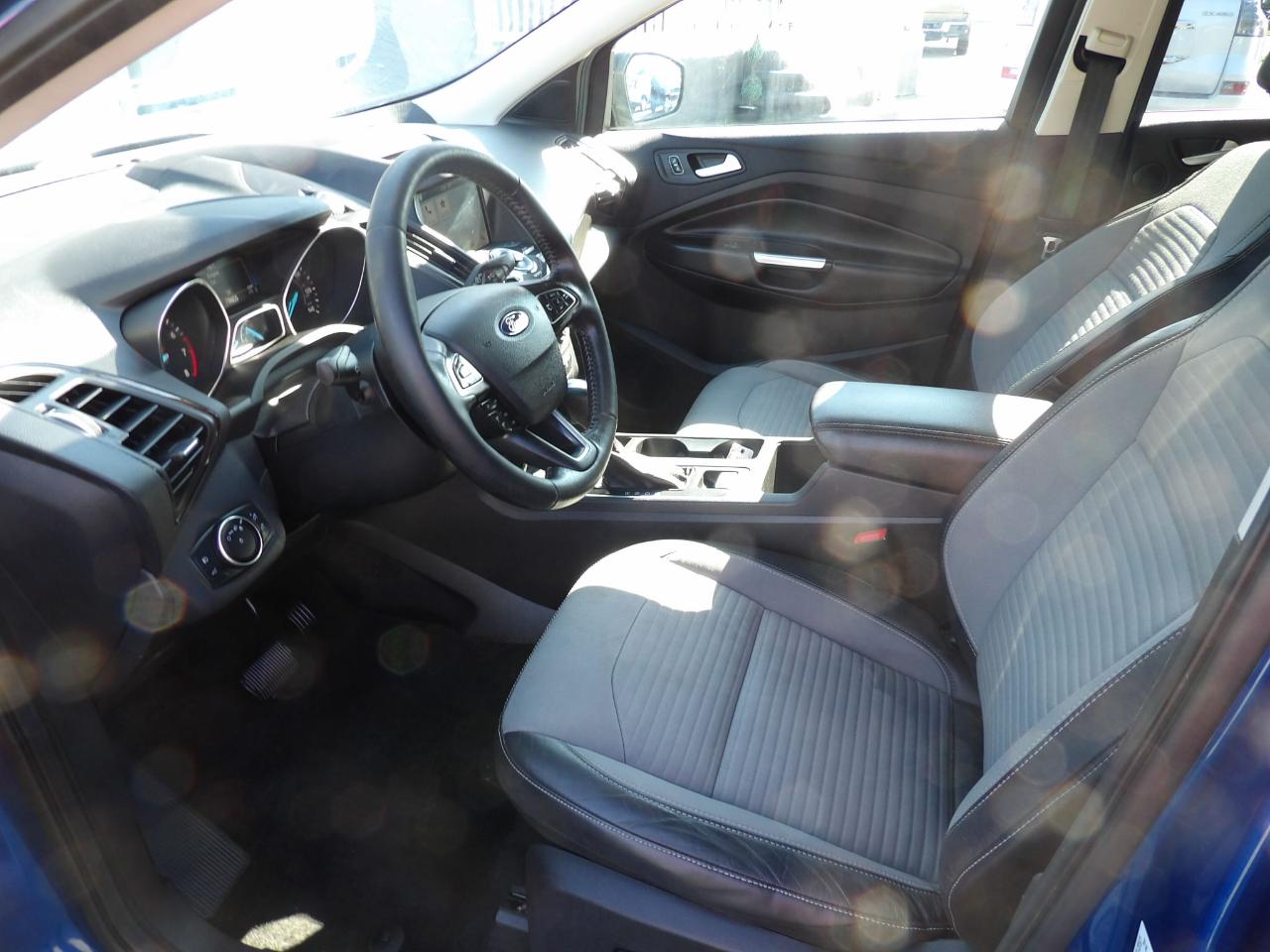 Ford Escape Titanium 4WD 2017
