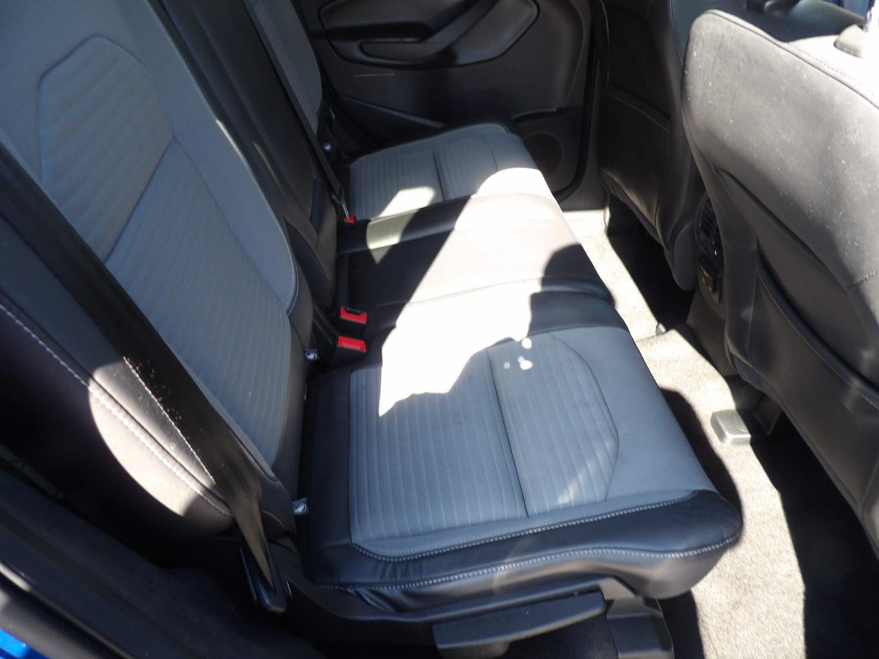 Ford Escape Titanium 4WD 2017