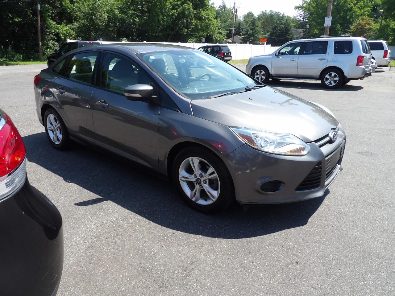 Ford Focus 4dr Sdn SE 2013