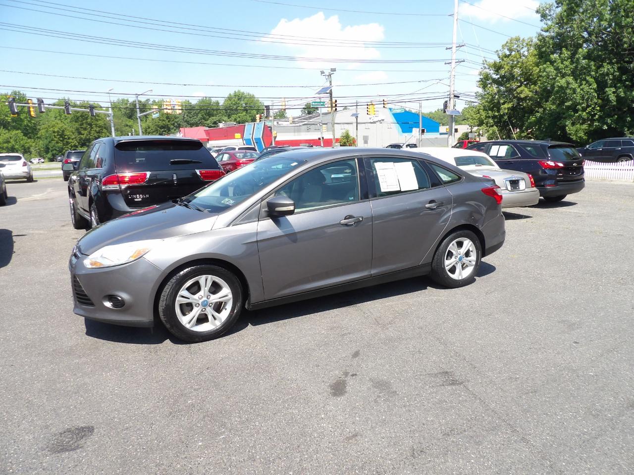 Ford Focus 4dr Sdn SE 2013