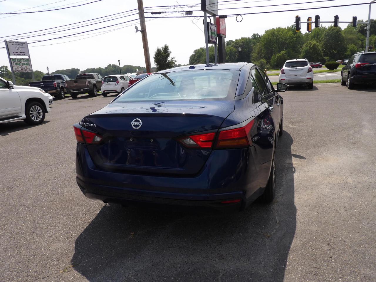 Nissan Altima 2.5 S Sedan 2020