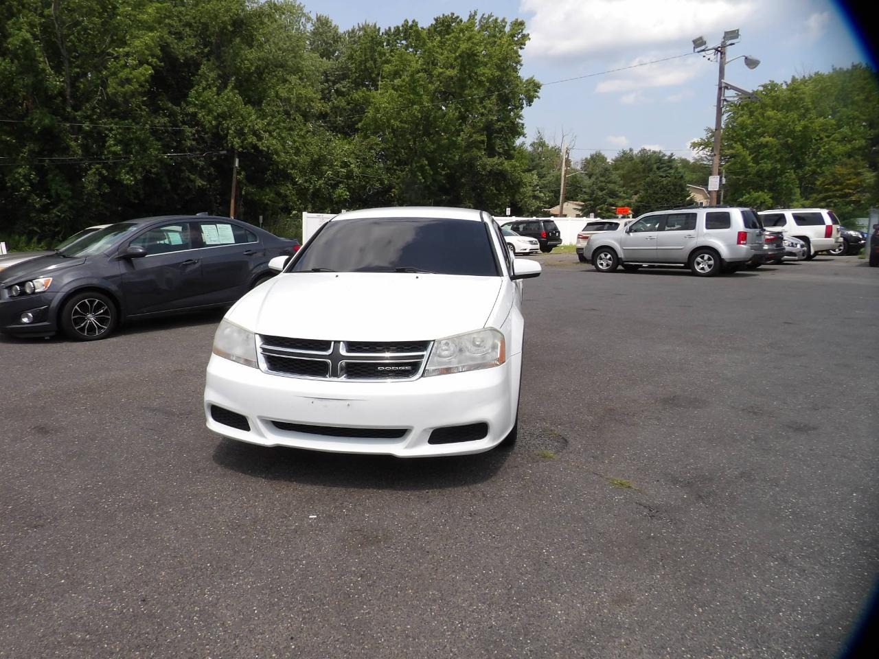Dodge Avenger 4dr Sdn Mainstreet 2011