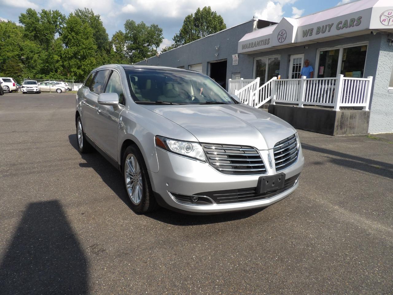 Lincoln MKT 3.5L AWD Standard 2019