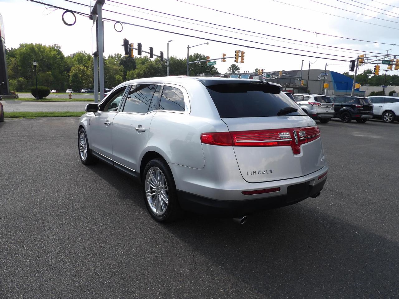 Lincoln MKT 3.5L AWD Standard 2019