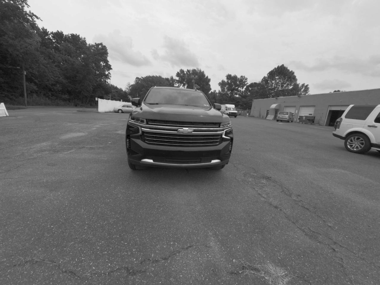 Chevrolet Suburban 4WD 4dr LT 2022