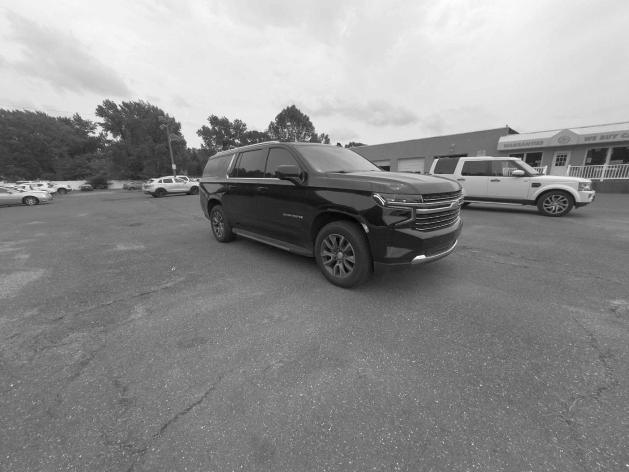 Chevrolet Suburban 4WD 4dr LT 2022