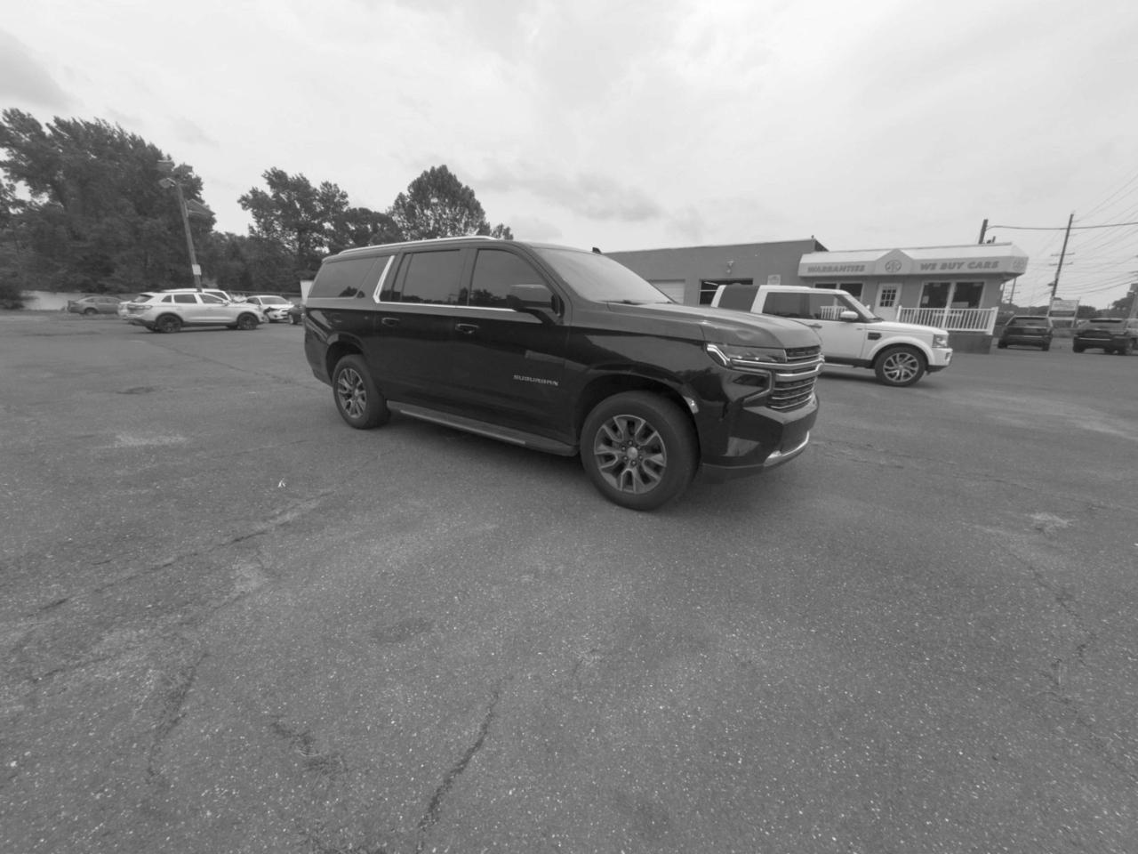 Chevrolet Suburban 4WD 4dr LT 2022
