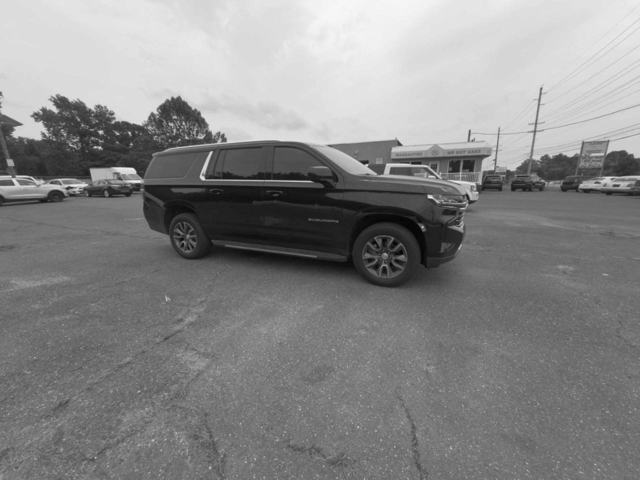 Chevrolet Suburban 4WD 4dr LT 2022