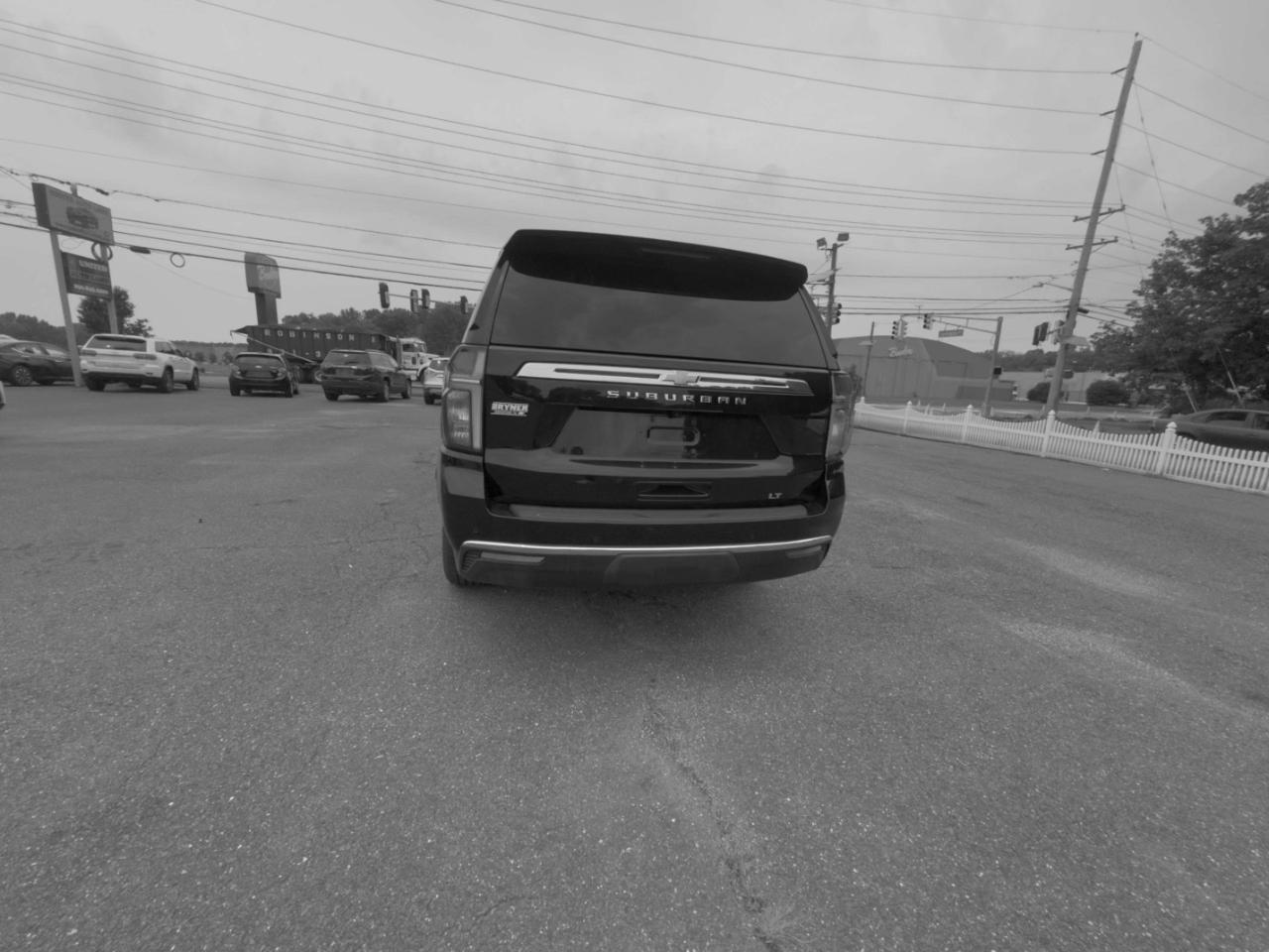 Chevrolet Suburban 4WD 4dr LT 2022